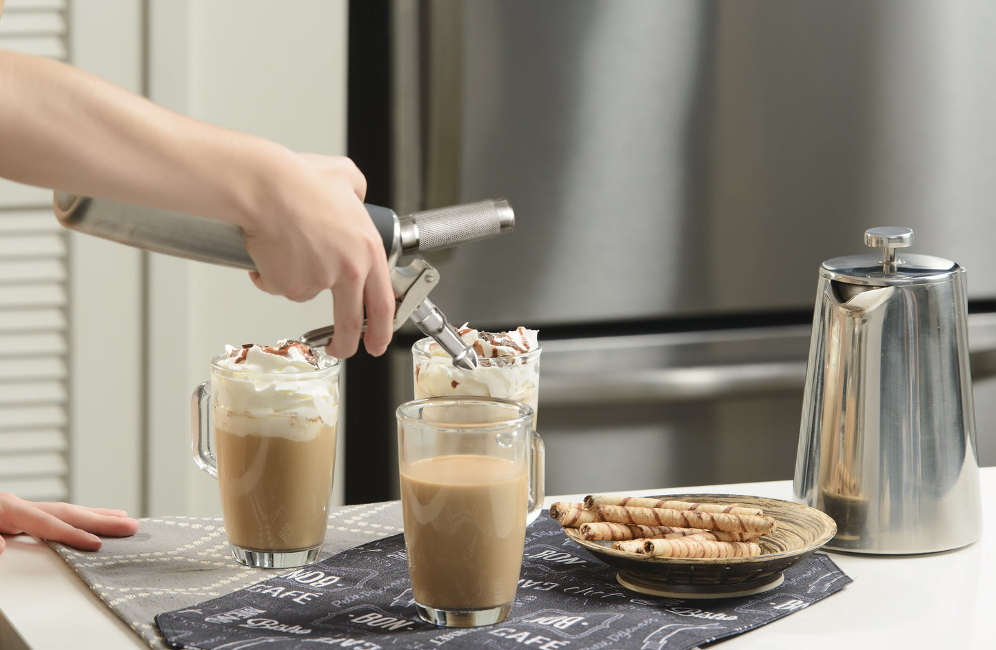 Stainless Steel Whipped Cream Dispenser